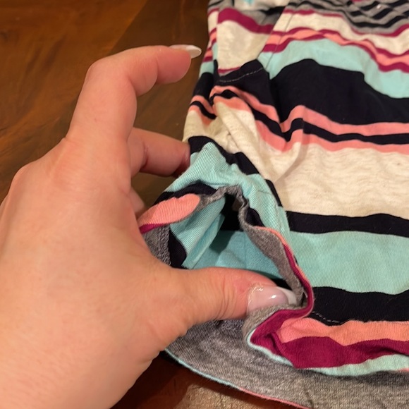 Garage size medium stripe romper with 2 pockets nwot - Picture 2 of 4